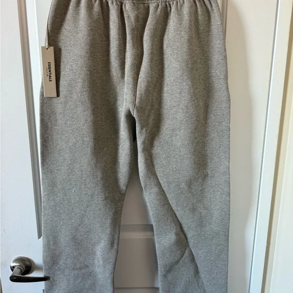 Essentials, medium, jogging pants - Picture 7 of 7